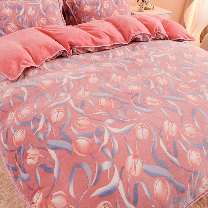 91家纺网 家纺一手货源 找家纺 绘萱2025新品爆款8斤包边印花牛奶绒四件套床裙款法莱绒金貂貂狐 郁金香