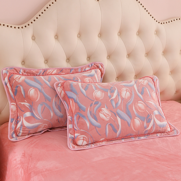 91家纺网 家纺一手货源 找家纺 绘萱2025新品爆款8斤包边印花牛奶绒四件套床裙款法莱绒金貂貂狐 郁金香