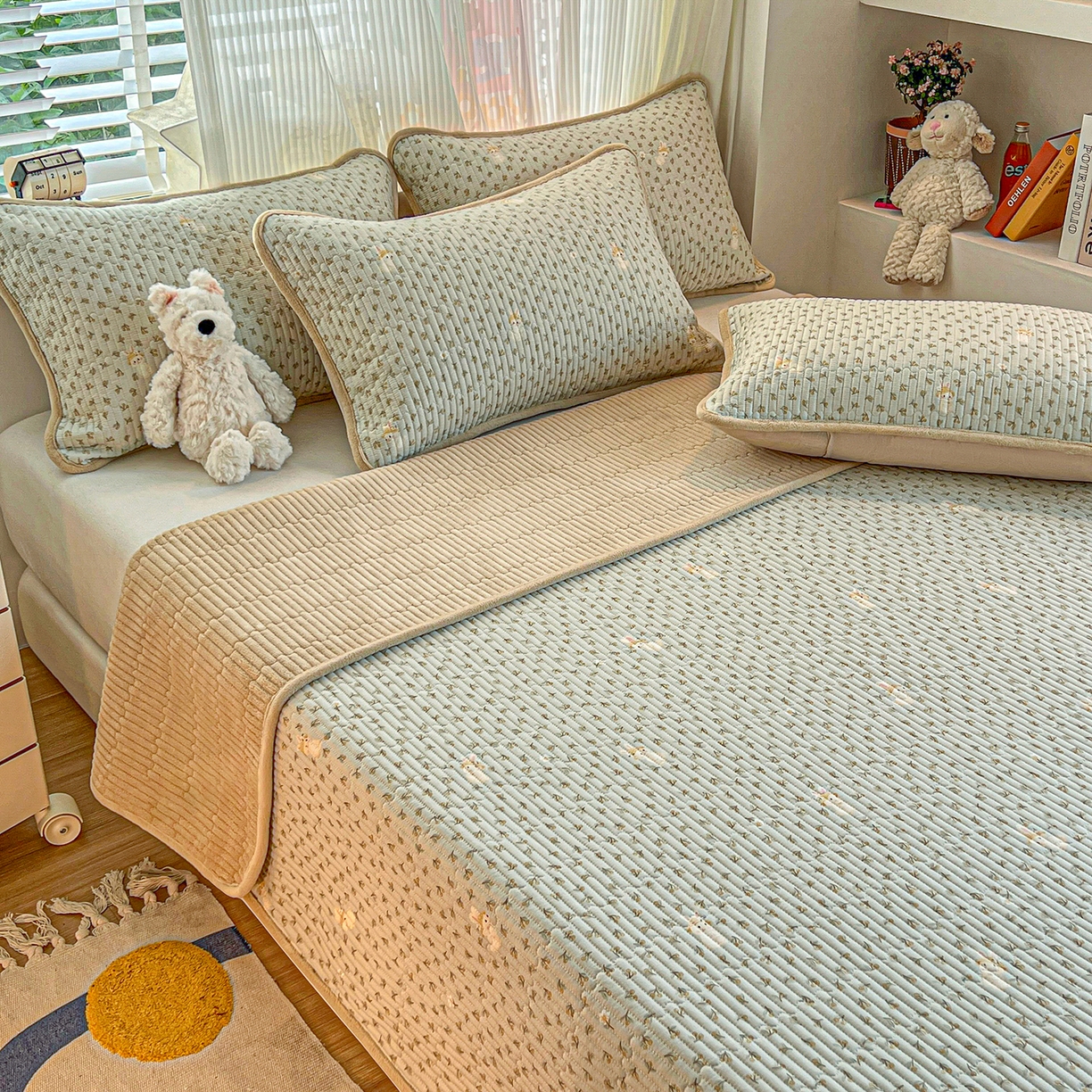 91家纺网 家纺一手货源 找家纺 X猫先生 2025新品棉加绒床盖一面全棉一面牛奶绒床盖炕盖加厚床单床垫四季款系列二 春游兔兔（A棉B绒）