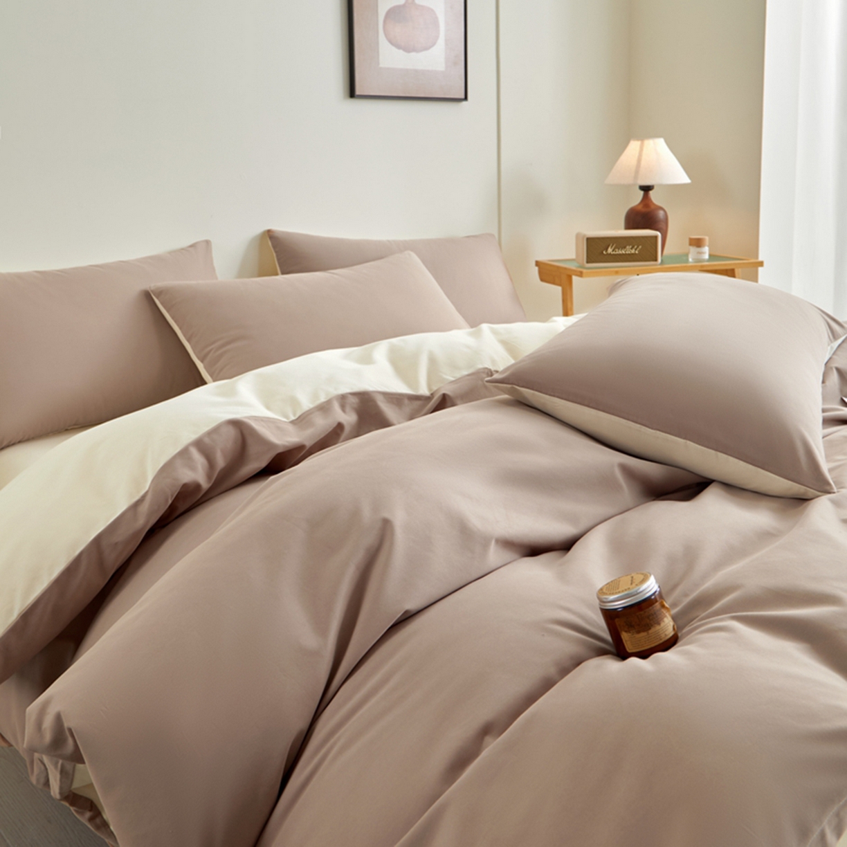 91家纺网 家纺一手货源 找家纺 润肤居 2025新款全棉纯色双拼加厚磨毛四件套 丝绒拿铁+奶油黄