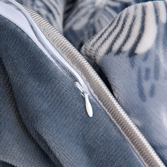 91家纺网 家纺一手货源 找家纺 绘萱2025新品爆款8斤包边印花牛奶绒四件套床裙款法莱绒金貂貂狐 云梦花都-灰