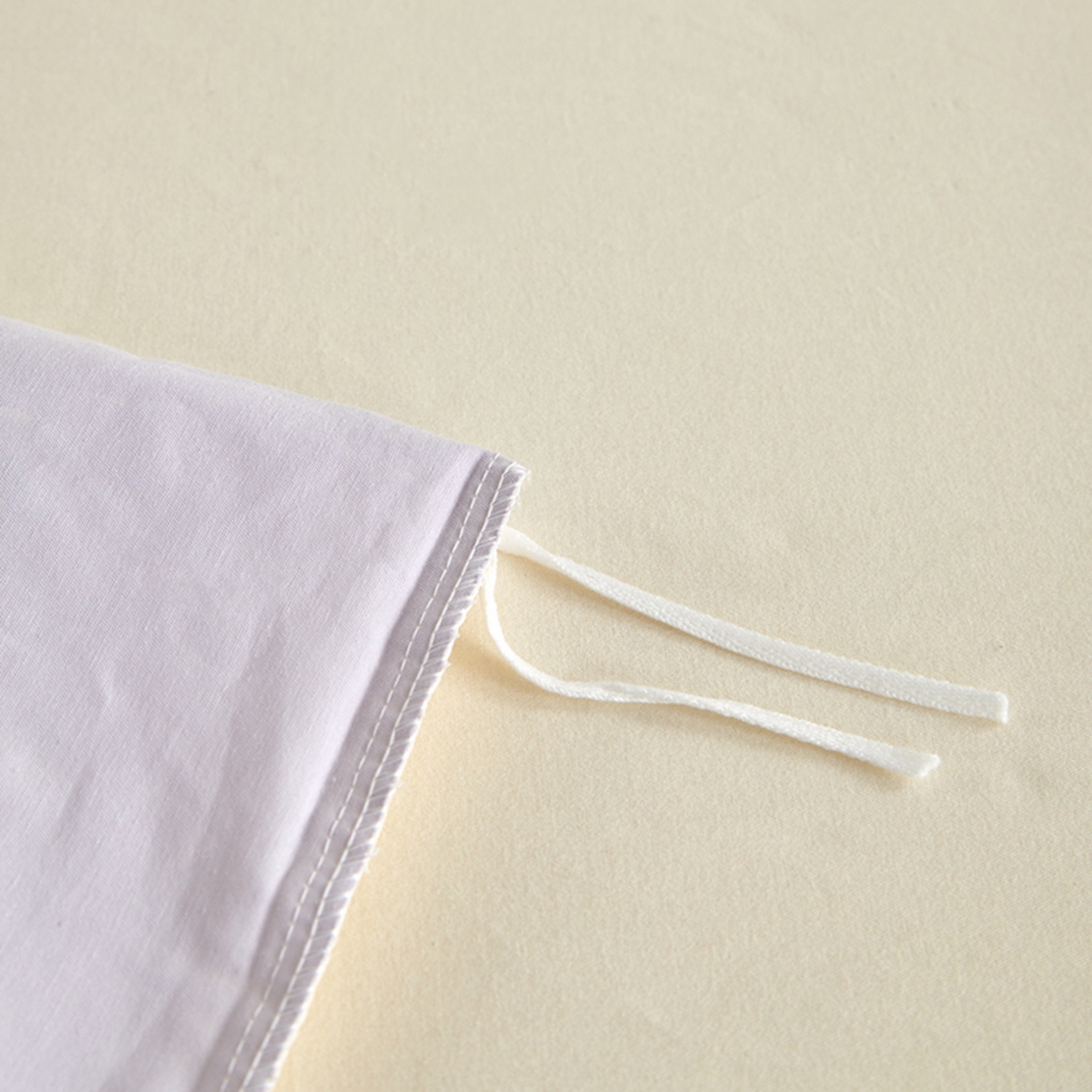 91家纺网 家纺一手货源 找家纺 润肤居 2025新款全棉纯色双拼加厚磨毛四件套 香芋紫+奶油黄