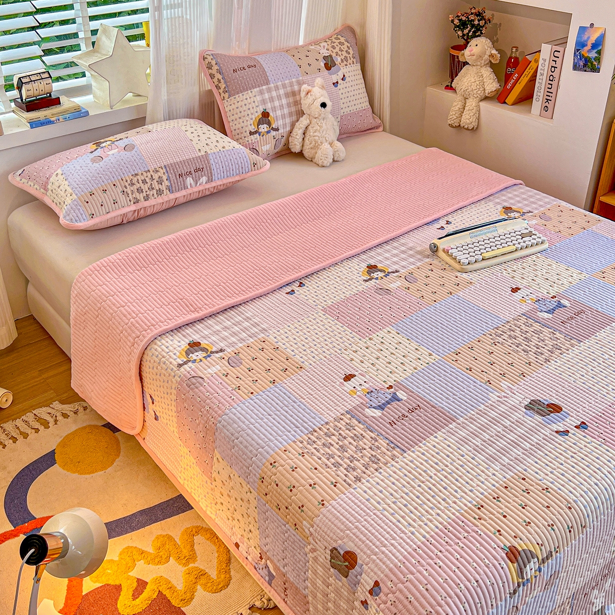 91家纺网 家纺一手货源 找家纺 X猫先生 2025新品棉加绒床盖一面全棉一面牛奶绒床盖炕盖加厚床单床垫四季款系列二 丹麦女孩（A棉B绒）