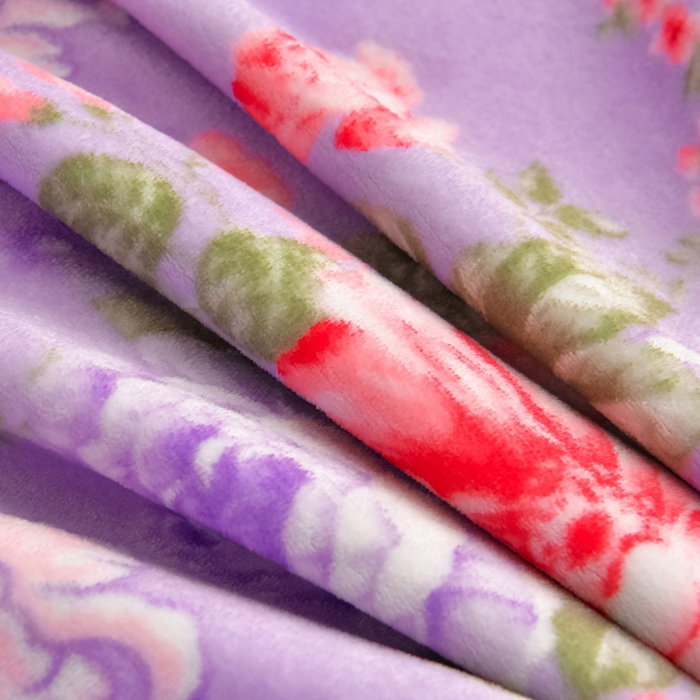 91家纺网 家纺一手货源 找家纺 绘萱2025新品爆款8斤包边印花牛奶绒四件套床裙款法莱绒金貂貂狐 云尚花谷-紫