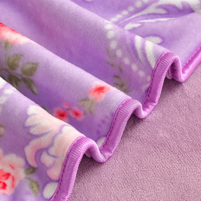 91家纺网 家纺一手货源 找家纺 绘萱2025新品爆款8斤包边印花牛奶绒四件套床裙款法莱绒金貂貂狐 云尚花谷-紫