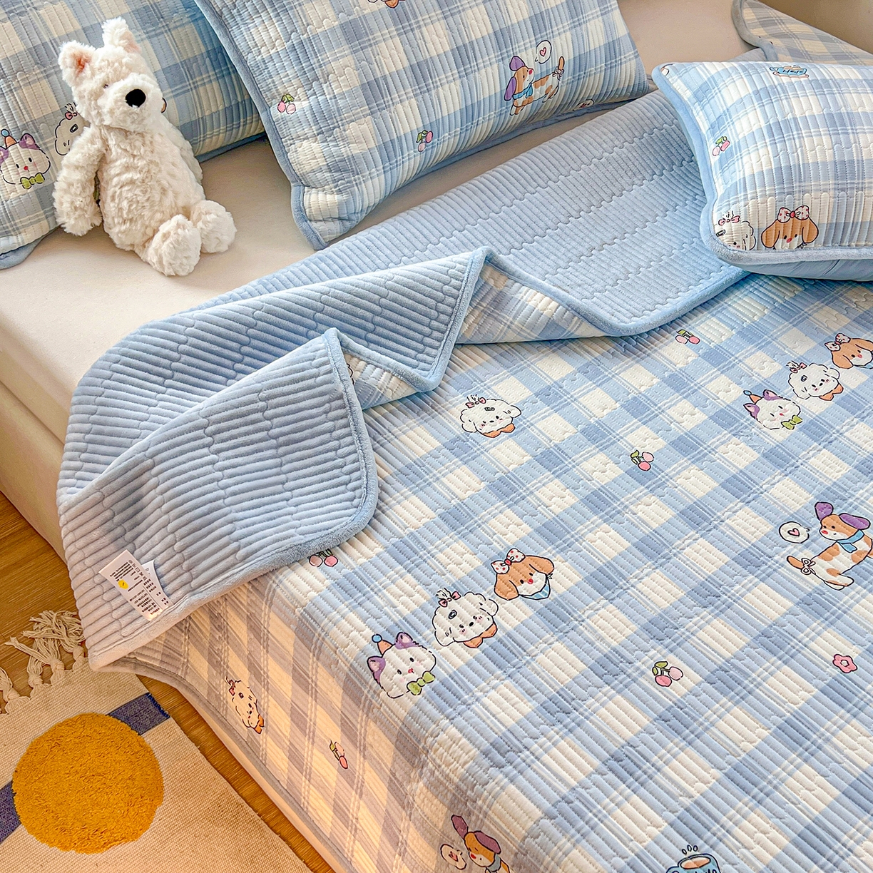 91家纺网 家纺一手货源 找家纺 X猫先生 2025新品棉加绒床盖一面全棉一面牛奶绒床盖炕盖加厚床单床垫四季款系列二 逗号日记(A棉B绒）