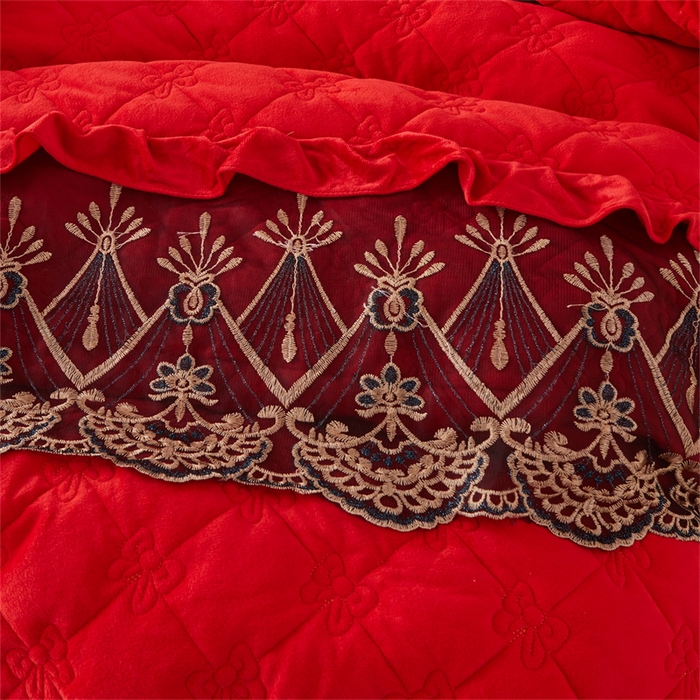 91家纺网 家纺一手货源 找家纺 （总）屹成家纺2025新款水晶绒夹棉绗缝床裙四件套（塞纳河畔）四件套起售价不低于230元