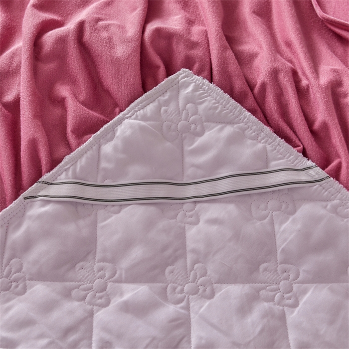 91家纺网 家纺一手货源 找家纺 屹成家纺2025新款水晶绒夹棉绗缝床裙四件套（塞纳河畔）四件套起售价不低于230元 豆沙