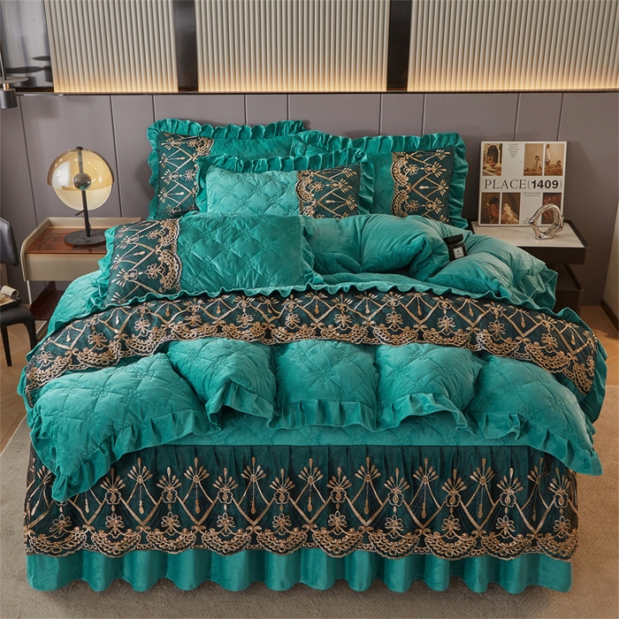 屹成家纺2025新款水晶绒夹棉绗缝床裙四件套（塞纳河畔）四件套起售价不低于230元 翡翠绿