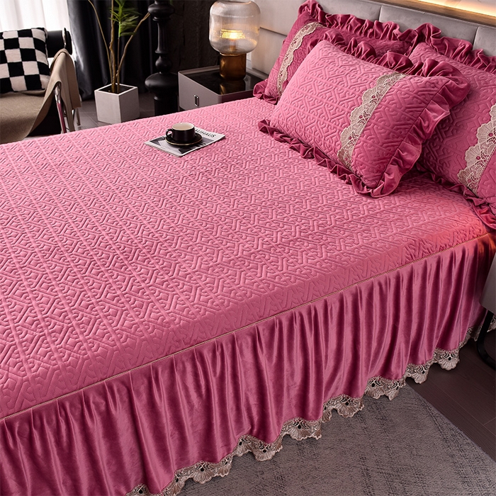 91家纺网 家纺一手货源 找家纺 （总）忘忧草 2025新款婴儿绒夹棉单床裙 床裙单件-安娜系列