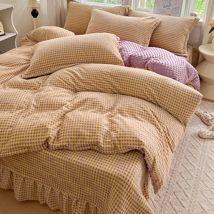 91家纺网 家纺一手货源 找家纺 一比一 2025新款加厚保暖豆豆牛奶绒床盖款四件套格韵