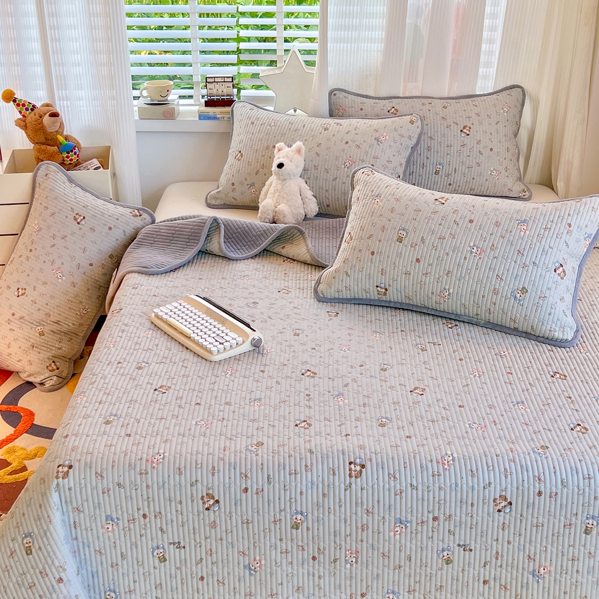 91家纺网 家纺一手货源 找家纺 X猫先生 2025新品棉加绒床盖一面全棉一面牛奶绒床盖炕盖加厚床单床垫四季款系列二 蘑菇小镇(A棉B绒）