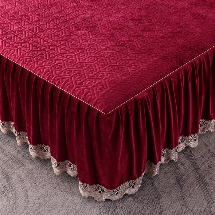 91家纺网 家纺一手货源 找家纺 忘忧草 2025新款婴儿绒夹棉单床裙 床裙单件-安娜系列 安娜-亮酒红