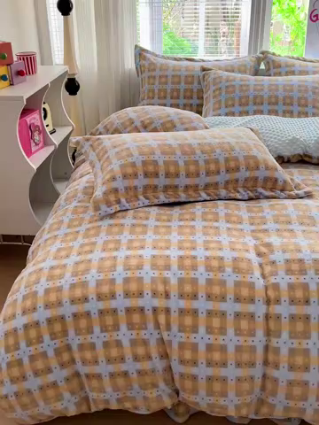 91家纺网 家纺一手货源 找家纺 一比一 2025新款加厚保暖豆豆牛奶绒床盖款四件套简爱