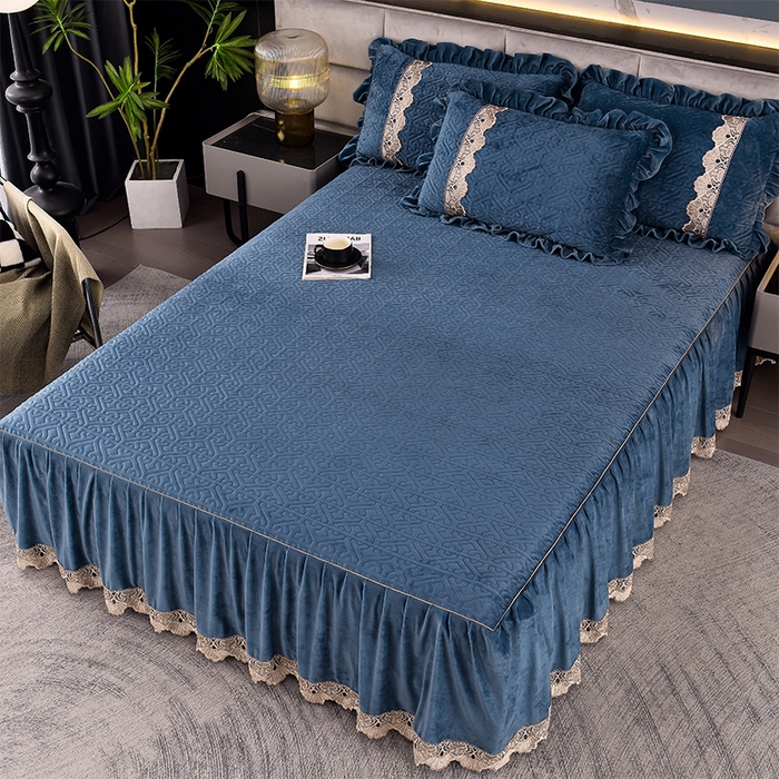 91家纺网 家纺一手货源 找家纺 忘忧草 2025新款婴儿绒夹棉单床裙 床裙单件-安娜系列 安娜-梦幻蓝