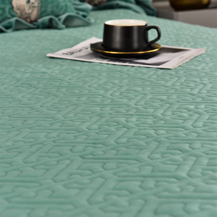 91家纺网 家纺一手货源 找家纺 忘忧草 2025新款婴儿绒夹棉单床裙 床裙单件-安娜系列 安娜-迷雾绿