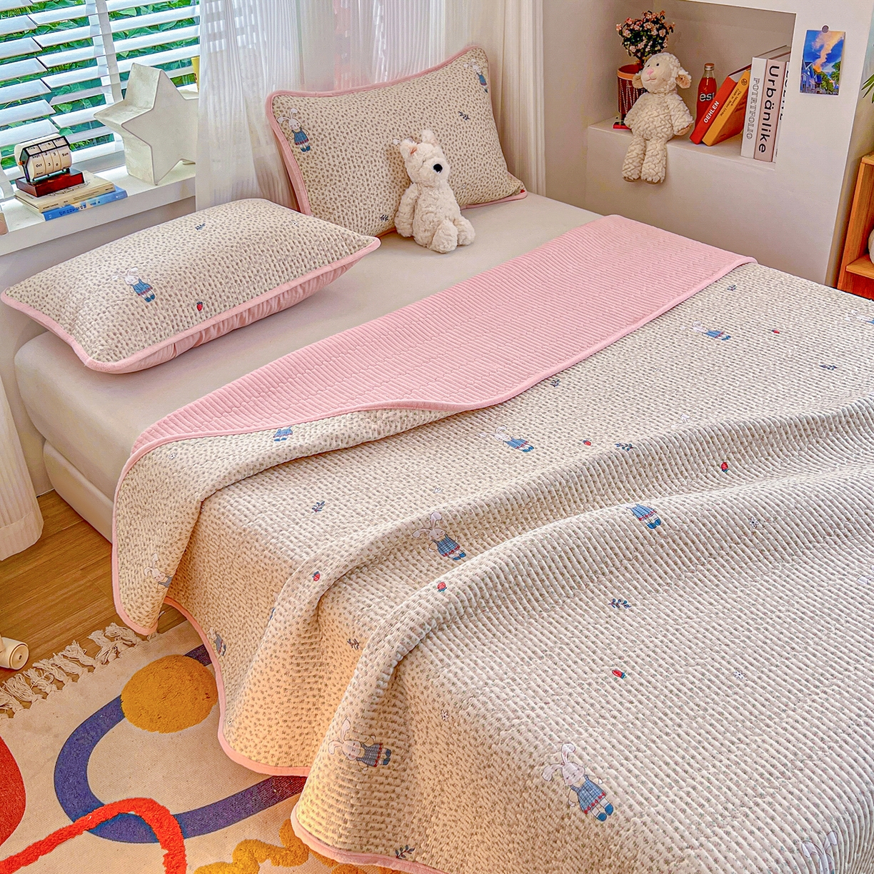 91家纺网 家纺一手货源 找家纺 X猫先生 2025新品棉加绒床盖一面全棉一面牛奶绒床盖炕盖加厚床单床垫四季款系列二 奶呼小兔（A棉B绒）