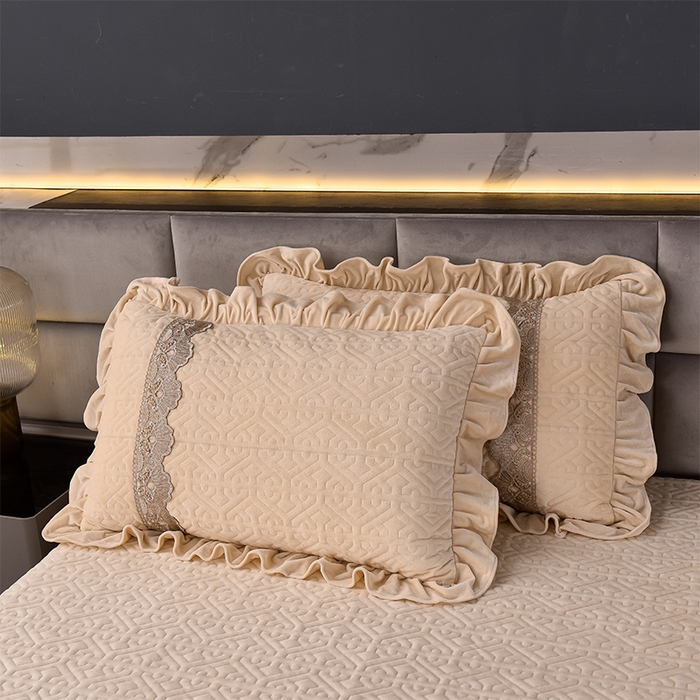 91家纺网 家纺一手货源 找家纺 忘忧草 2025新款婴儿绒夹棉单床裙 床裙单件-安娜系列 安娜-浅米驼