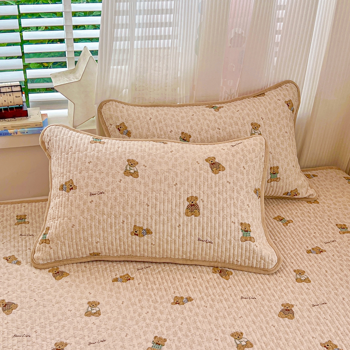 91家纺网 家纺一手货源 找家纺 X猫先生 2025新品棉加绒床盖一面全棉一面牛奶绒床盖炕盖加厚床单床垫四季款系列二 趴趴熊(A棉B绒）