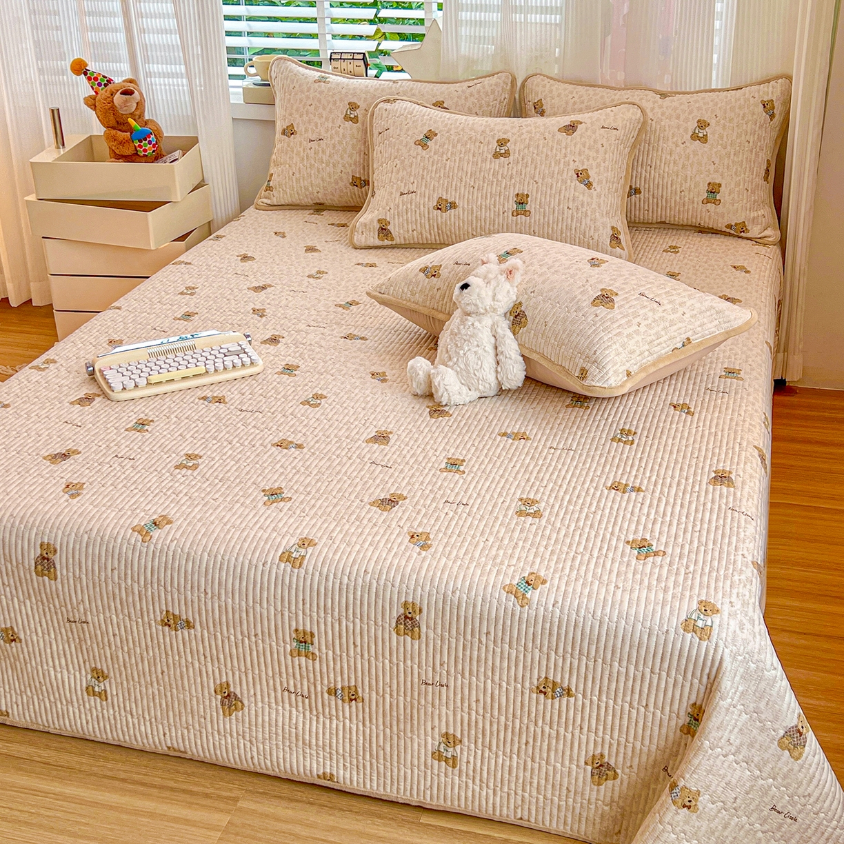 91家纺网 家纺一手货源 找家纺 X猫先生 2025新品棉加绒床盖一面全棉一面牛奶绒床盖炕盖加厚床单床垫四季款系列二 趴趴熊(A棉B绒）