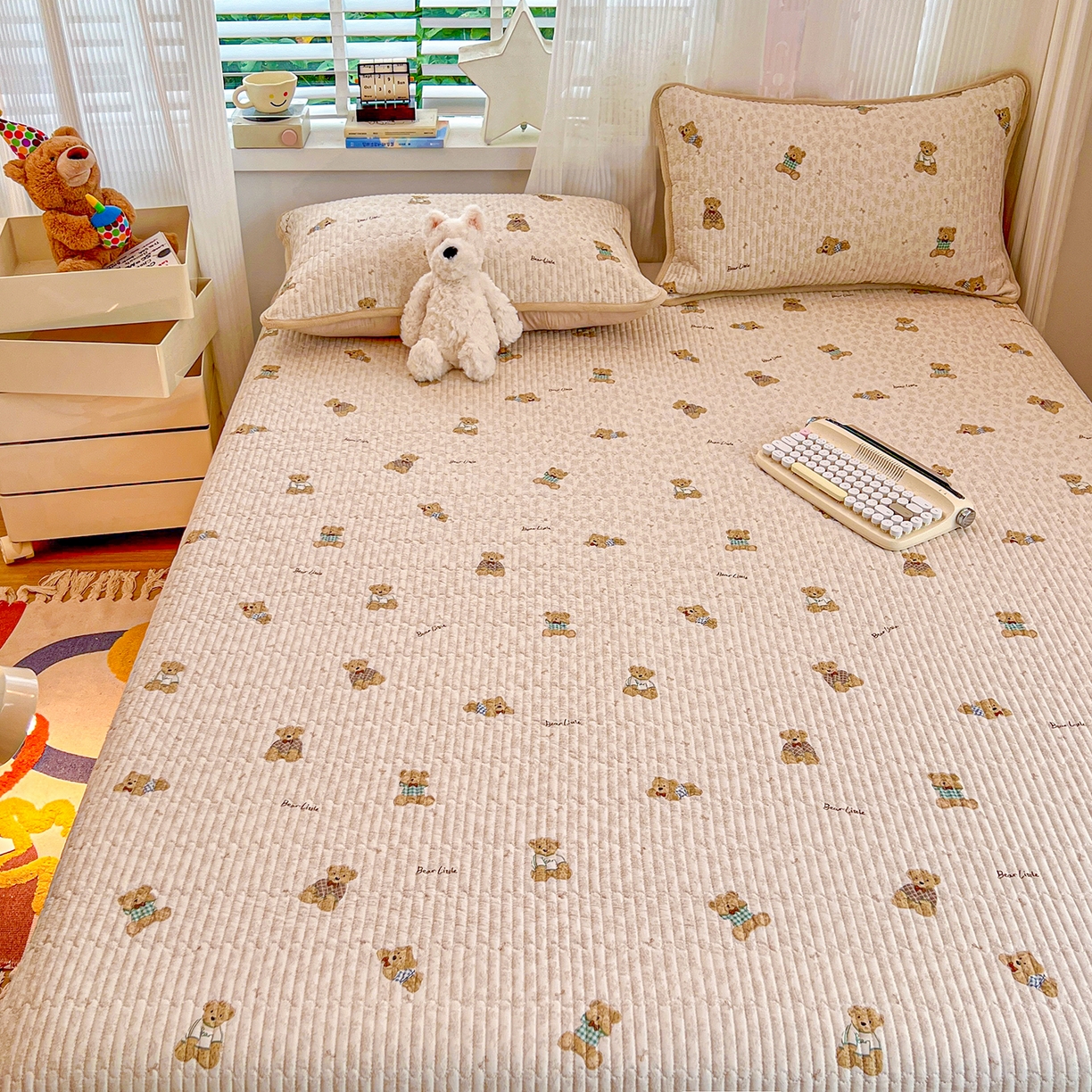 91家纺网 家纺一手货源 找家纺 X猫先生 2025新品棉加绒床盖一面全棉一面牛奶绒床盖炕盖加厚床单床垫四季款系列二 趴趴熊(A棉B绒）