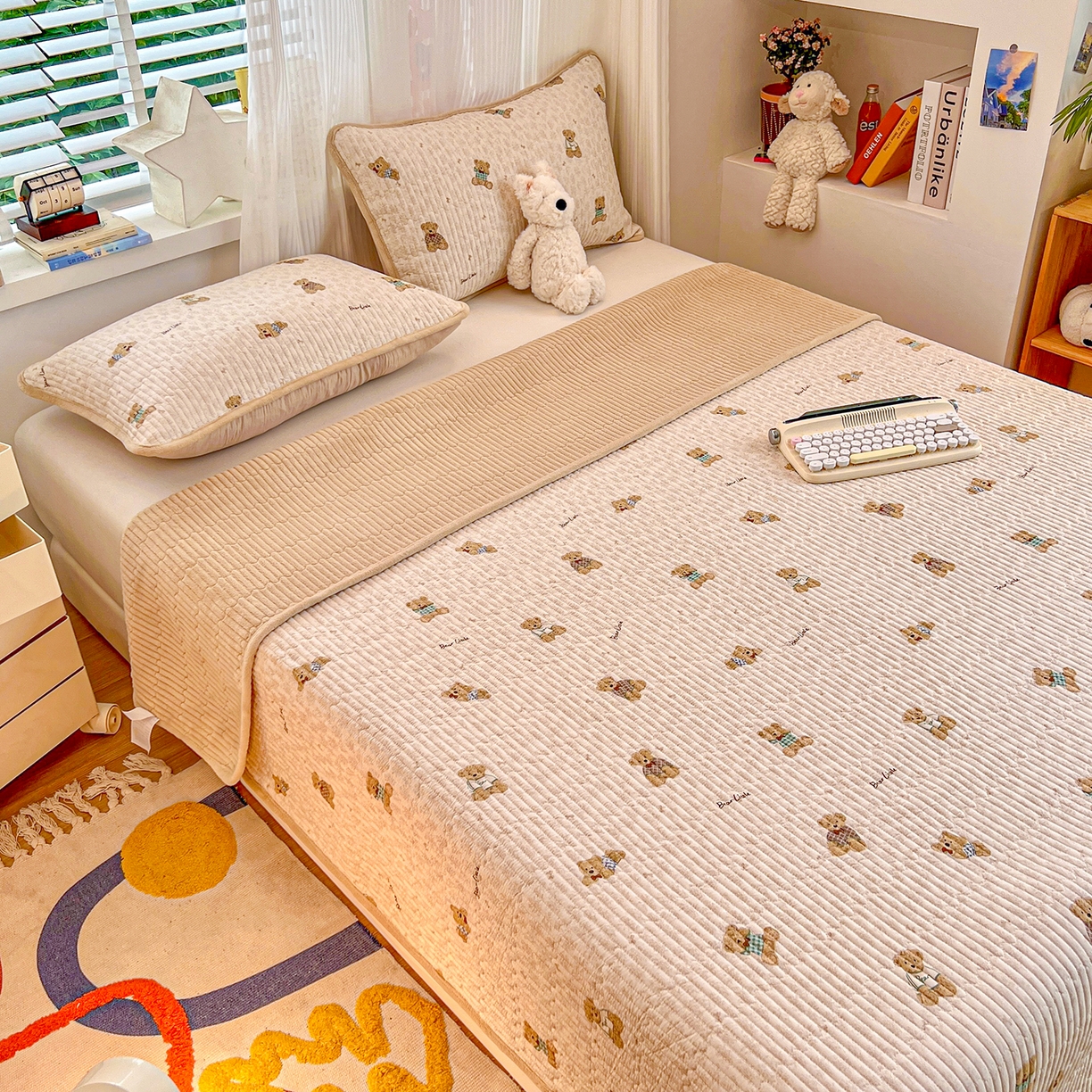 91家纺网 家纺一手货源 找家纺 X猫先生 2025新品棉加绒床盖一面全棉一面牛奶绒床盖炕盖加厚床单床垫四季款系列二 趴趴熊(A棉B绒）