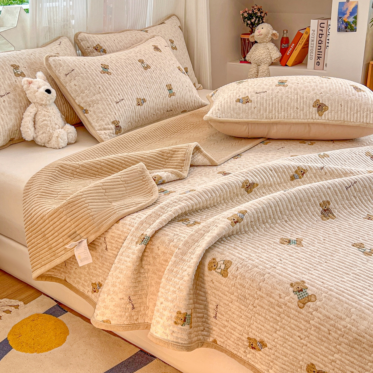 91家纺网 家纺一手货源 找家纺 X猫先生 2025新品棉加绒床盖一面全棉一面牛奶绒床盖炕盖加厚床单床垫四季款系列二 趴趴熊(A棉B绒）