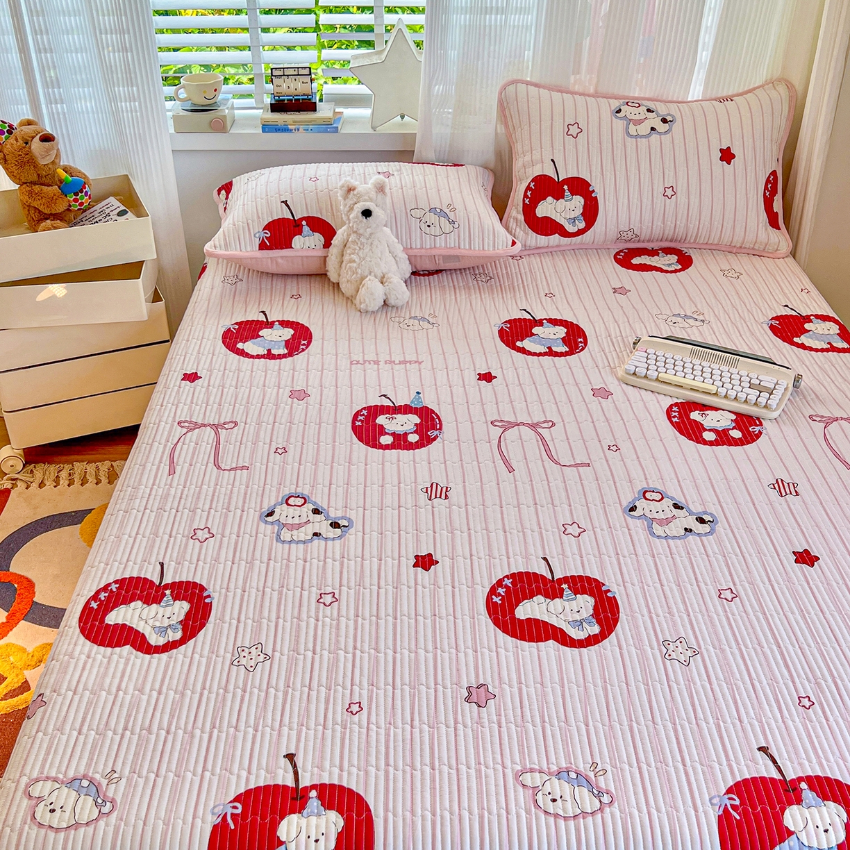 91家纺网 家纺一手货源 找家纺 X猫先生 2025新品棉加绒床盖一面全棉一面牛奶绒床盖炕盖加厚床单床垫四季款系列二 甜心苹果派(A棉B绒）