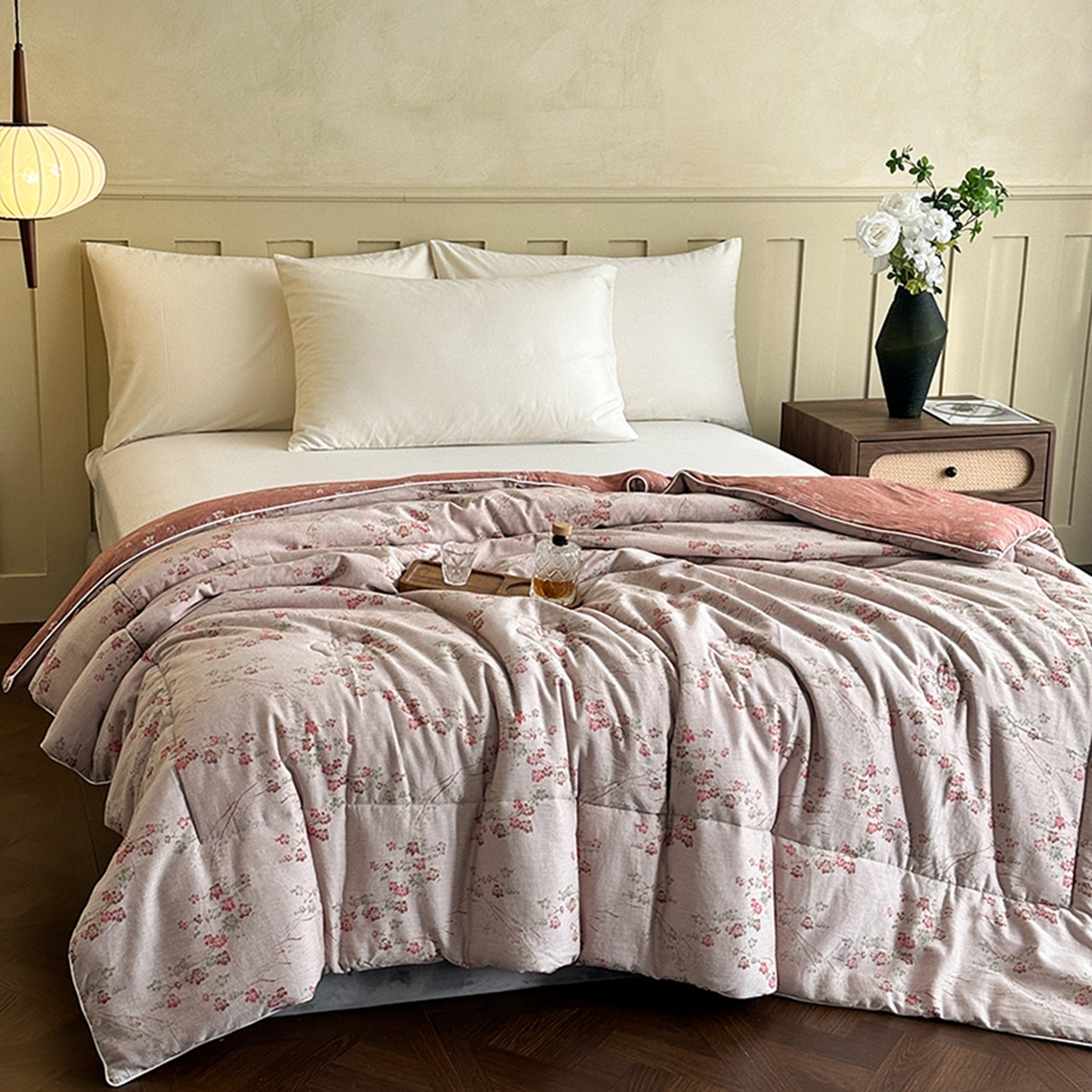 91家纺网 家纺一手货源 找家纺 睡棉坊 2025新款全棉纯棉色织提花双层纱冬被被子被芯 雪梅