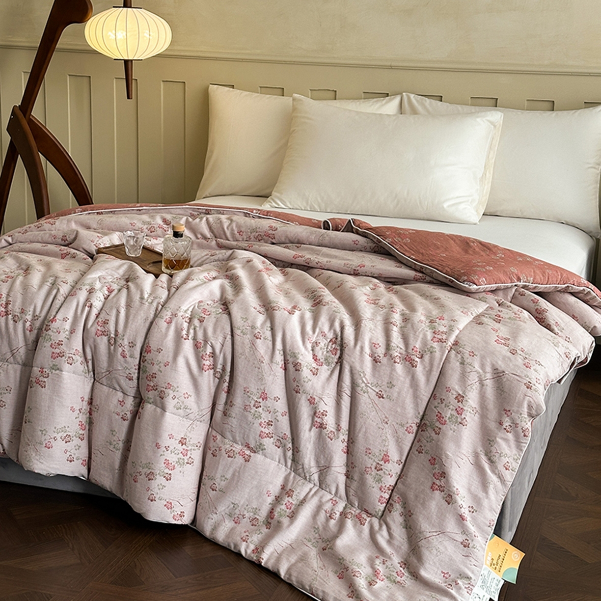 91家纺网 家纺一手货源 找家纺 睡棉坊 2025新款全棉纯棉色织提花双层纱冬被被子被芯 雪梅