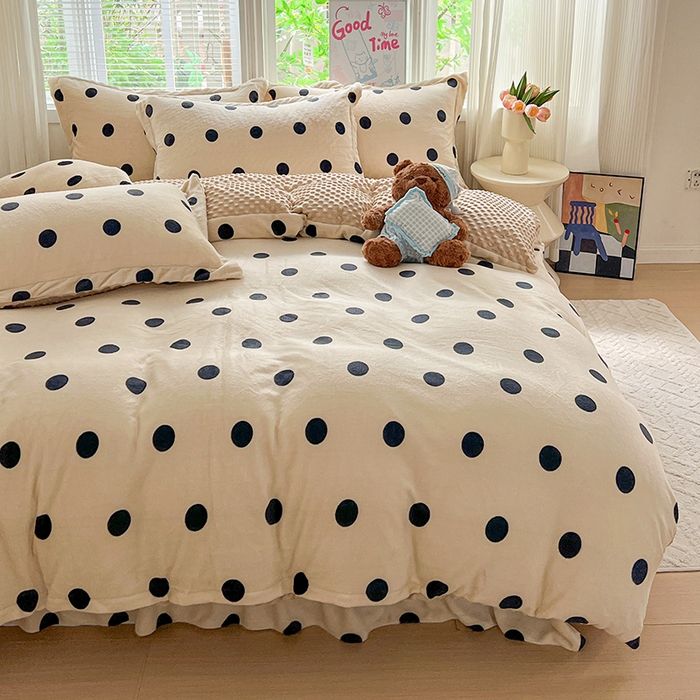 91家纺网 家纺一手货源 找家纺 一比一 2025新款加厚保暖豆豆牛奶绒床盖款四件套奶茶啵啵