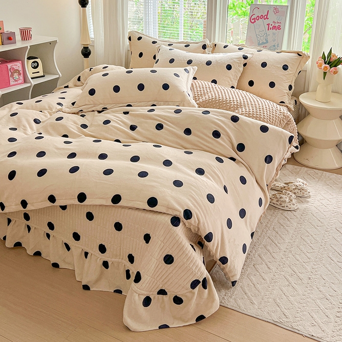 91家纺网 家纺一手货源 找家纺 一比一 2025新款加厚保暖豆豆牛奶绒床盖款四件套奶茶啵啵