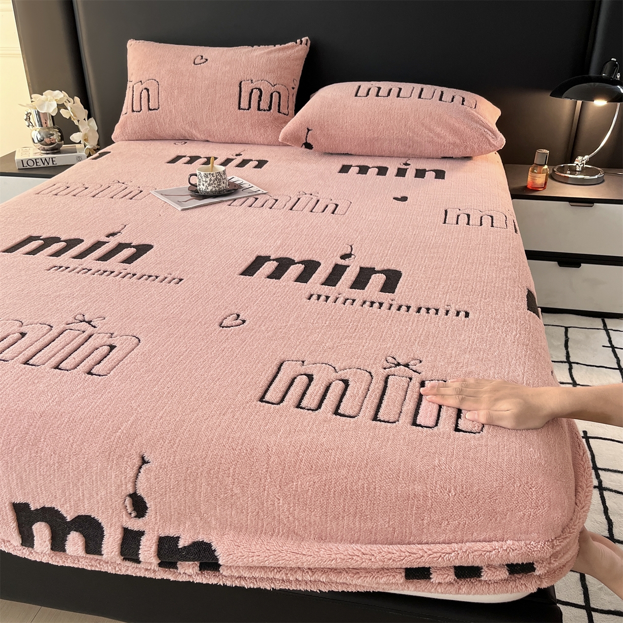 91家纺网 家纺一手货源 找家纺 慕木家纺 2025新款A类高克重云暮绒床笠款四件套(跨境专供首选）提供买家秀 云暮绒min床笠四件套-桃夭粉