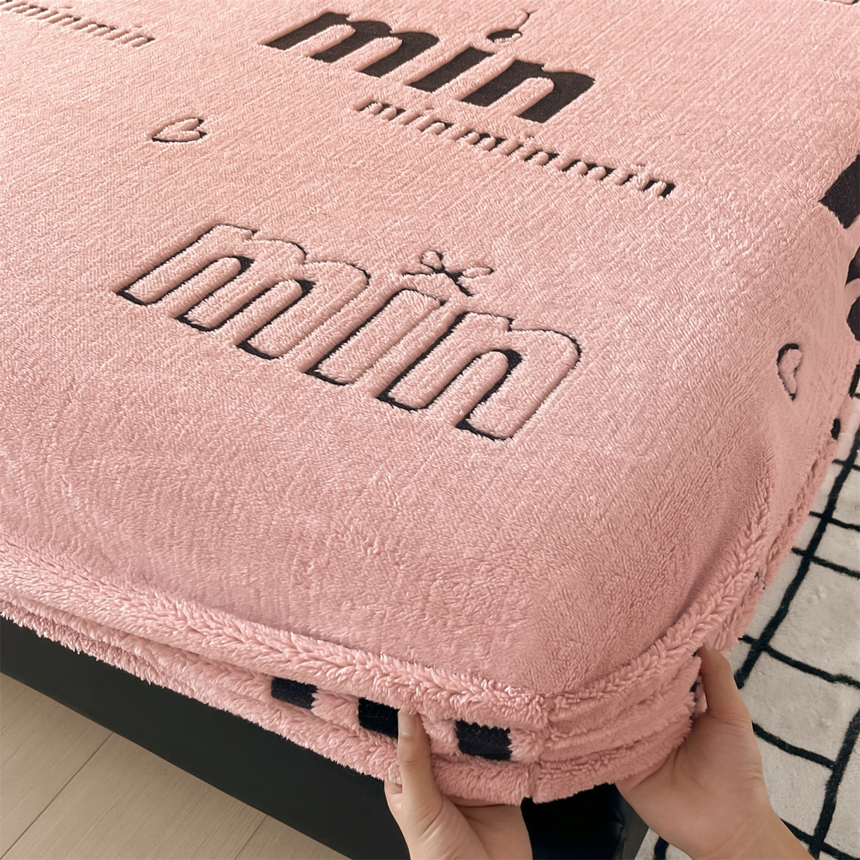 91家纺网 家纺一手货源 找家纺 慕木家纺 2025新款A类高克重云暮绒床笠款四件套(跨境专供首选）提供买家秀 云暮绒min床笠四件套-桃夭粉