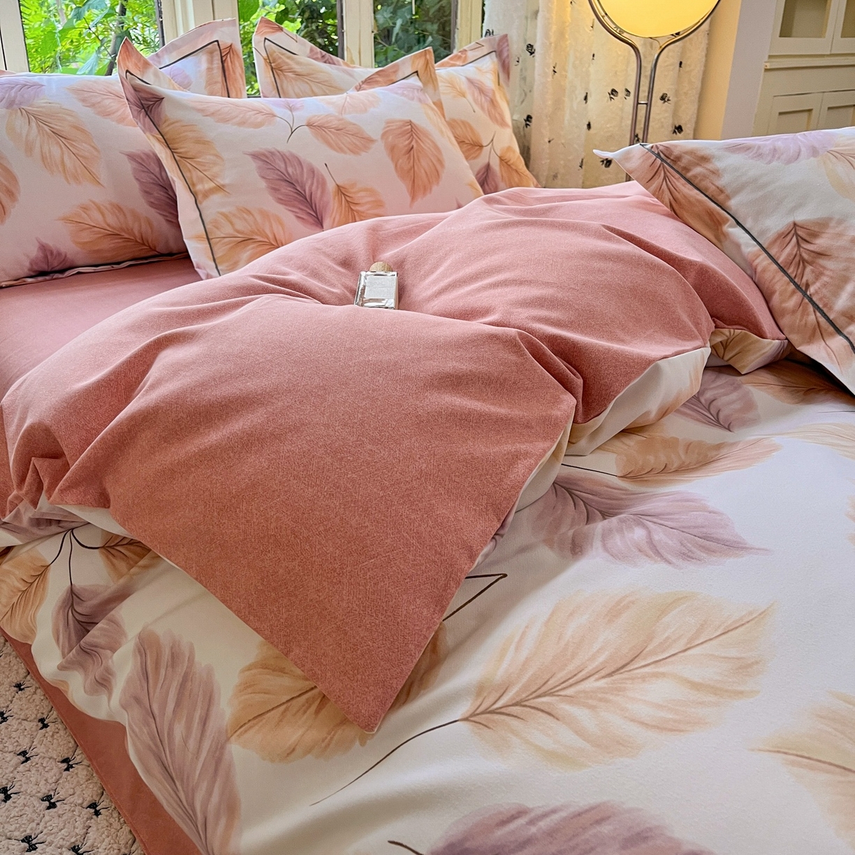 91家纺网 家纺一手货源 找家纺  简约 2025新款全棉四件套活性生态磨毛四件套 叶初开-桔