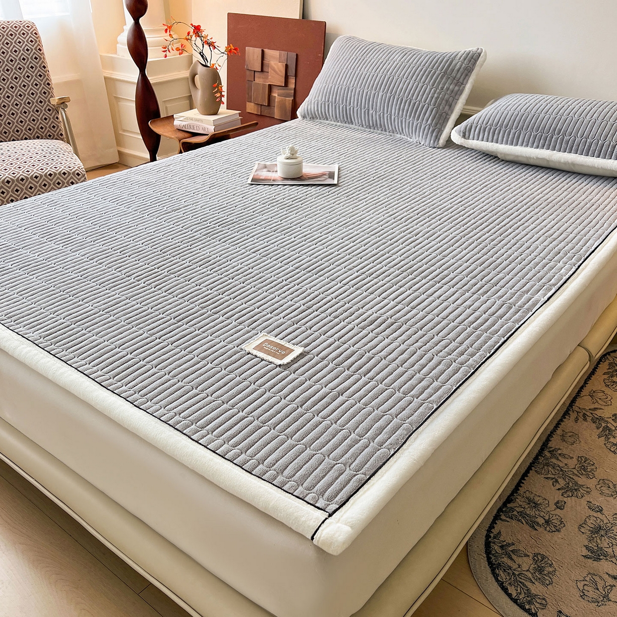 91家纺网 家纺一手货源 找家纺 （总）喜居 2025新款A类高克重宝宝绒夹棉床褥垫-绮梦系列