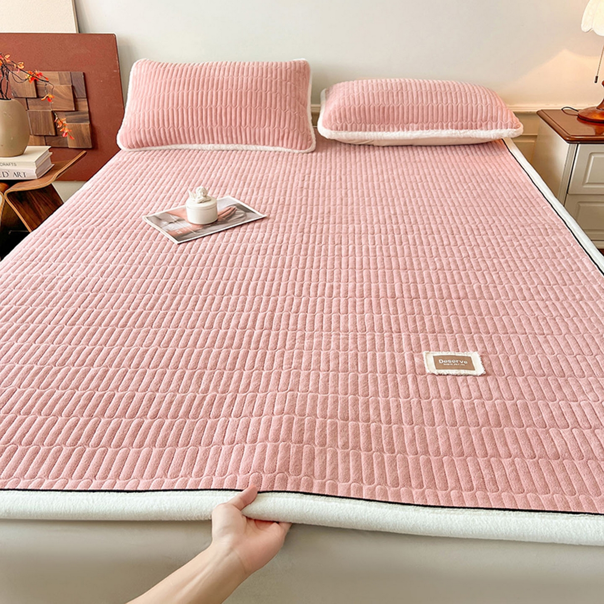 91家纺网 家纺一手货源 找家纺 （总）喜居 2025新款A类高克重宝宝绒夹棉床褥垫-绮梦系列