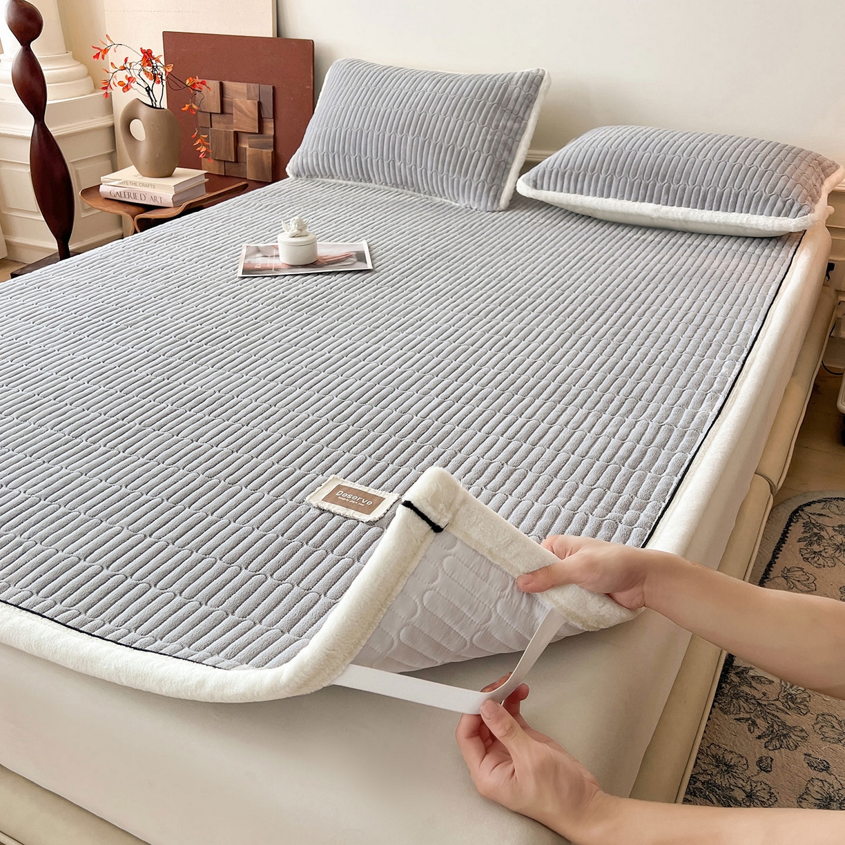 91家纺网 家纺一手货源 找家纺 （总）喜居 2025新款A类高克重宝宝绒夹棉床褥垫-绮梦系列