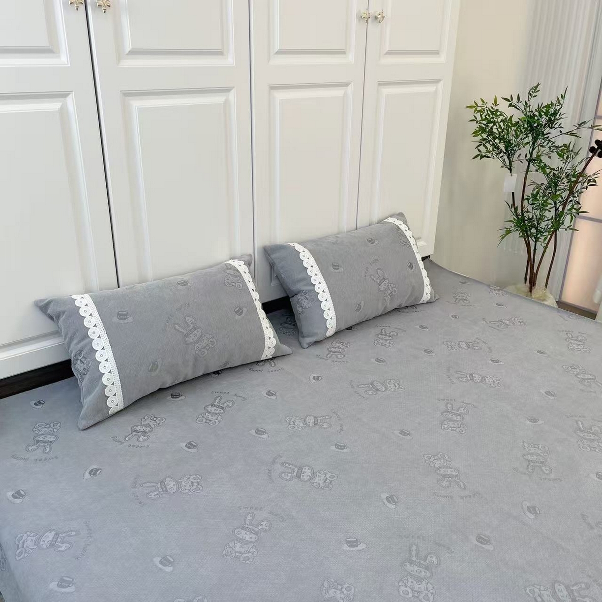 91家纺网 家纺一手货源 找家纺 （总）暖木杨 2025新款榻榻米床盖雪尼尔炕盖防滑耐磨四季通用可定做-咖啡兔