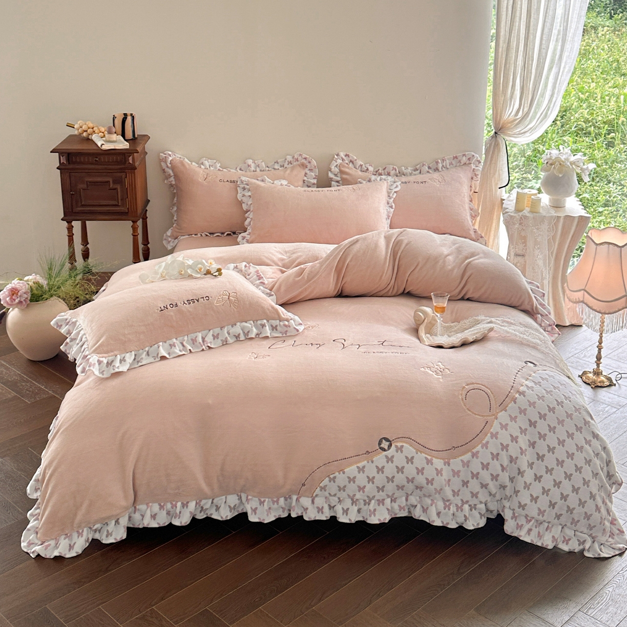 （总）蓝邻家纺 2025新款牛奶绒大版刺绣四件套-法式田园风系列