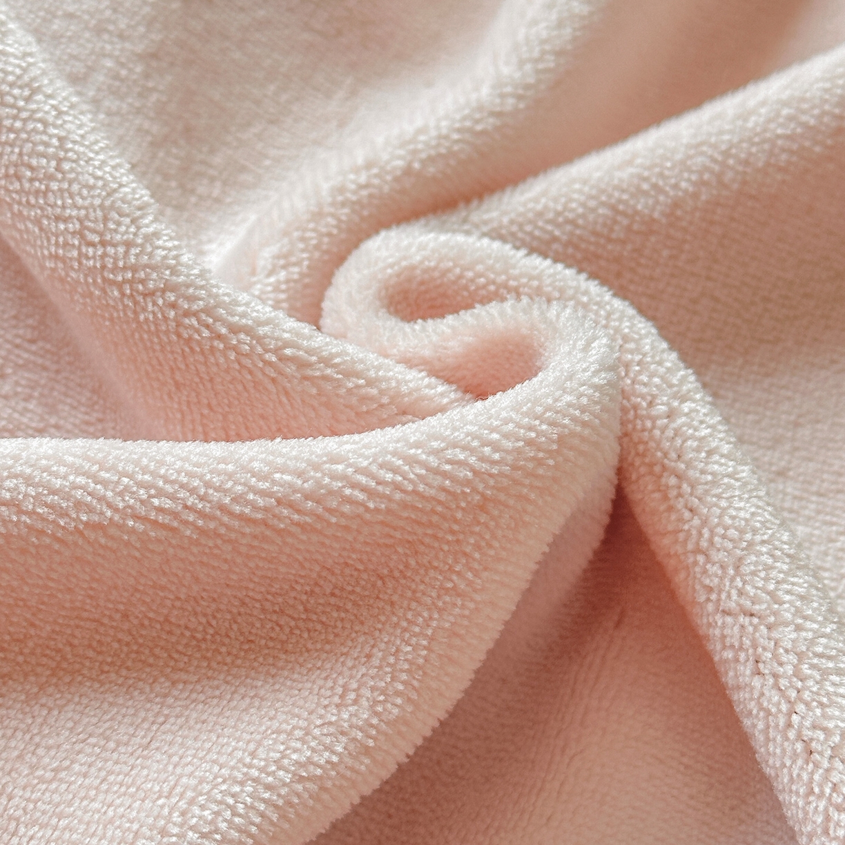 91家纺网 家纺一手货源 找家纺 （总）蓝邻家纺 2025新款牛奶绒大版刺绣四件套-法式田园风系列