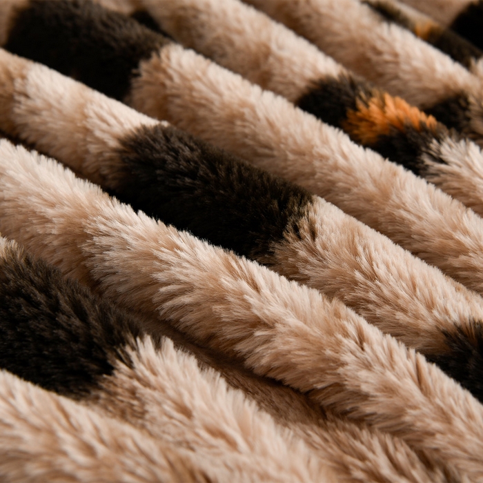 91家纺网 家纺一手货源 找家纺 （总）德比尔斯  2025新款兔毛绒兔兔绒牛奶绒四件套床盖款