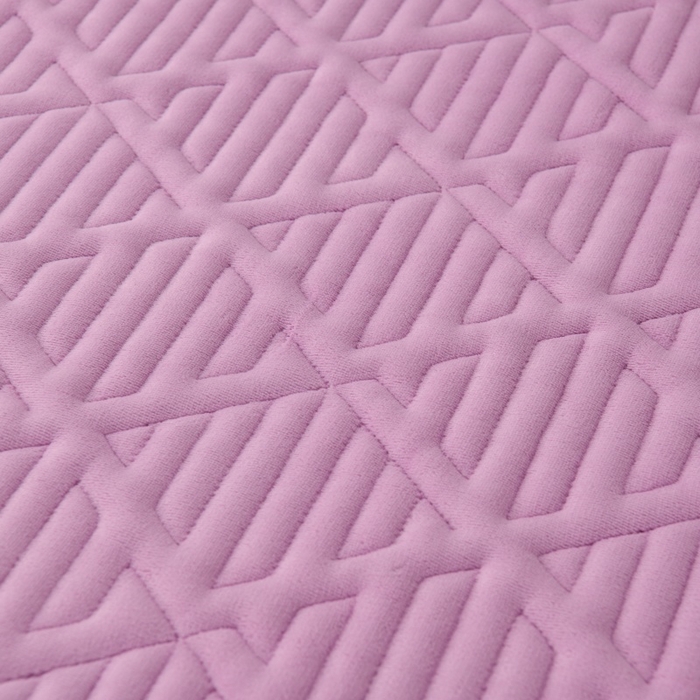 91家纺网 家纺一手货源 找家纺 优家居 2025新品240克高克重牛奶绒韩版牛奶绒夹棉床裙三件套冬季直播爆款 东方韵-紫色