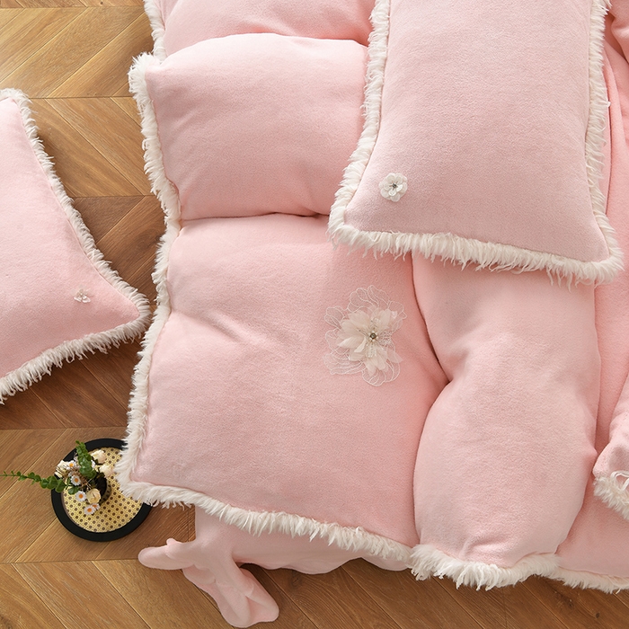 91家纺网 家纺一手货源 找家纺 （总）德比尔斯 2025新款海獭毛石墨烯四件套