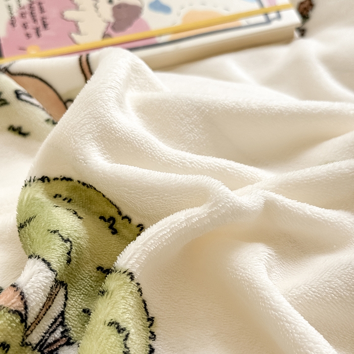 91家纺网 家纺一手货源 找家纺 卡罗兰 2025新款200克牛奶绒小清新印花四件套 花园兔