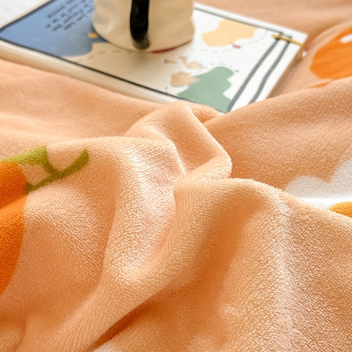 91家纺网 家纺一手货源 找家纺 卡罗兰 2025新款200克牛奶绒小清新印花四件套 喜柿