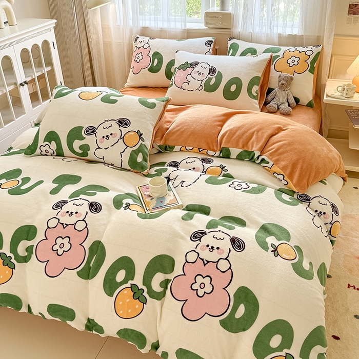 卡罗兰 2025新款200克牛奶绒小清新印花四件套 字母狗