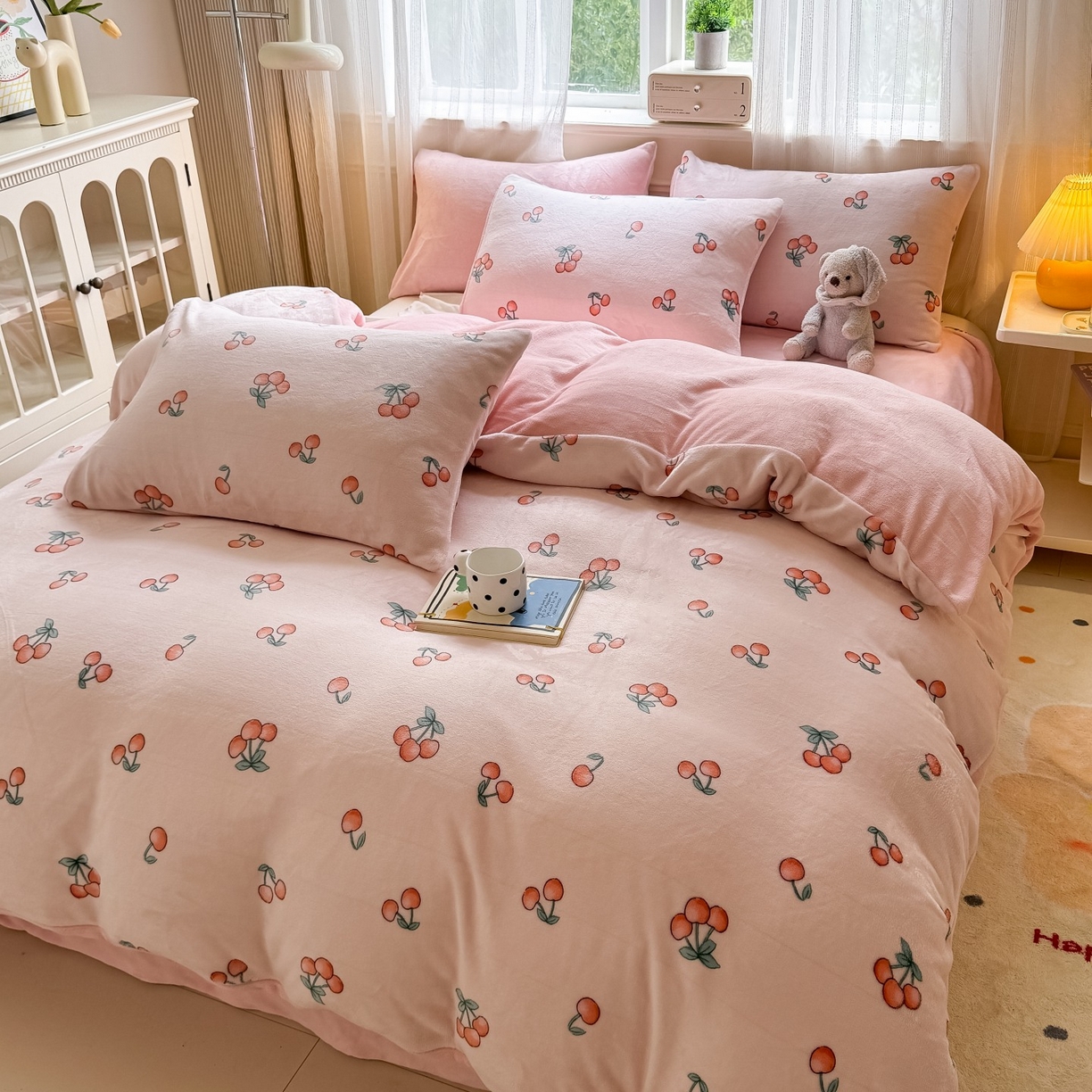 卡罗兰 2025新款200克牛奶绒小清新印花四件套 小樱桃