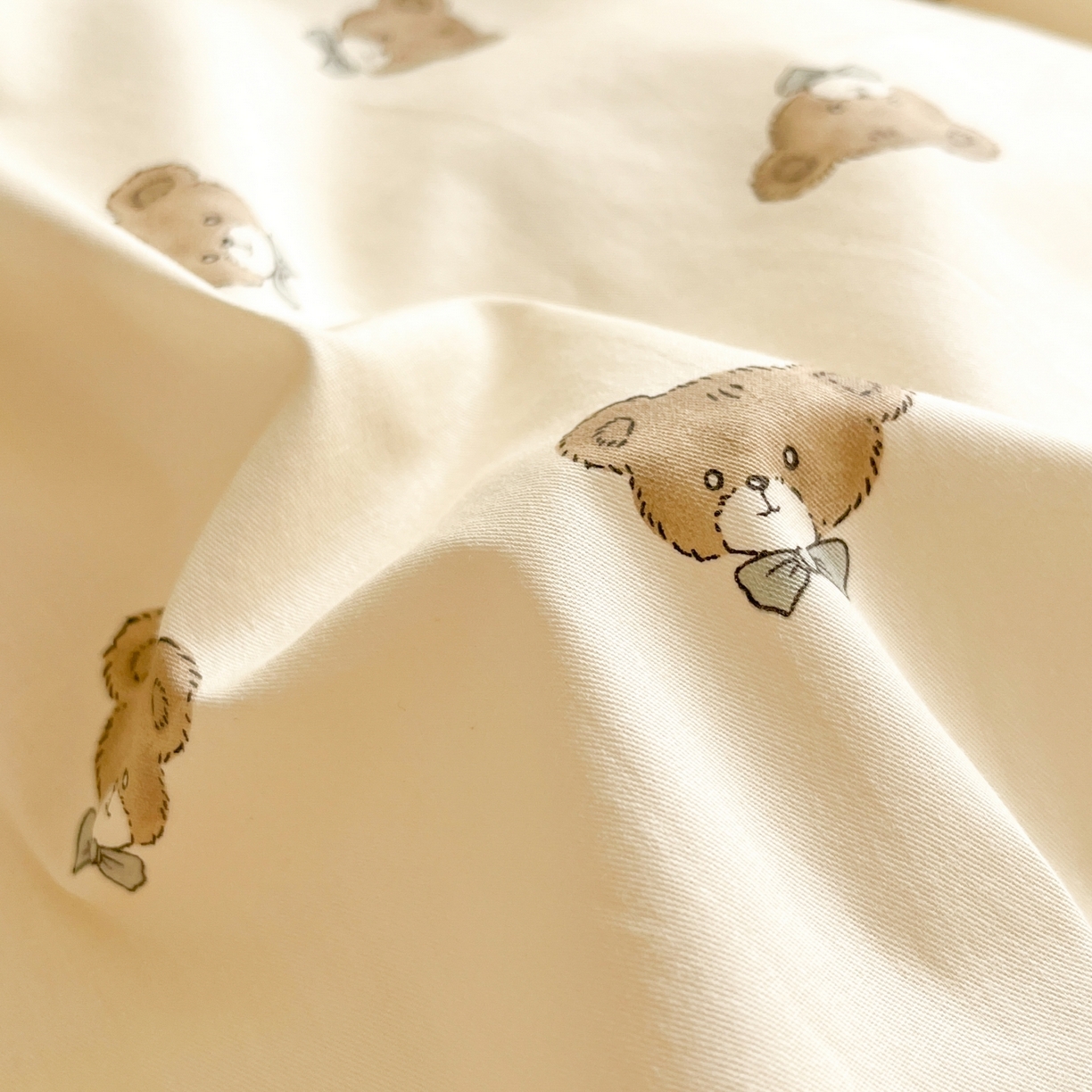 91家纺网 家纺一手货源 找家纺 柠馨 2025新款全棉印花四件套安凡妮系列 小熊行星