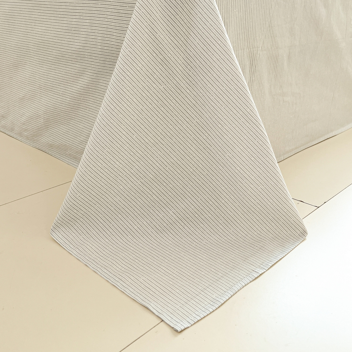 91家纺网 家纺一手货源 找家纺 柠馨 2025新款全棉印花四件套安凡妮系列 白晴